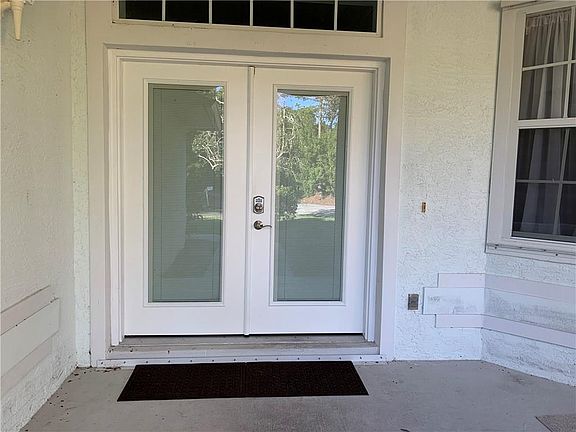 4th image of 585 Joy Haven Dr