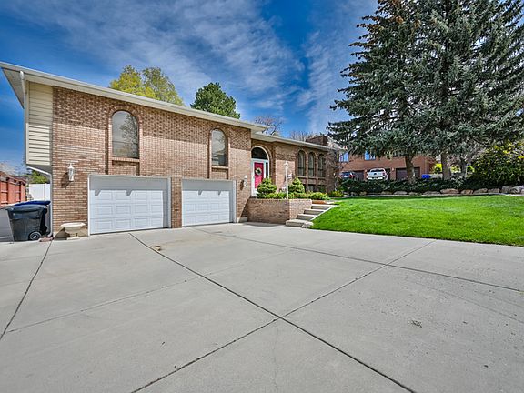 3rd image of 2903 E Valley View Ave