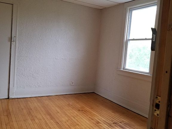5th image of 2608 N 7th St