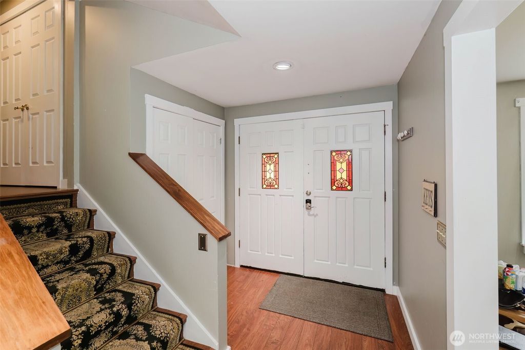 10982 SE View Place S, Pt Orchard, WA - View 6