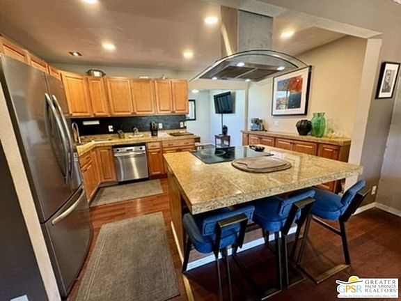 5th image of 480 W Bradshaw Ln #6