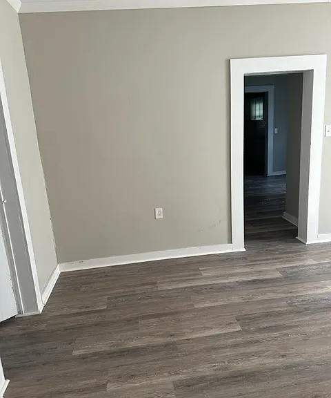 516 Obar St SW — Photo 3