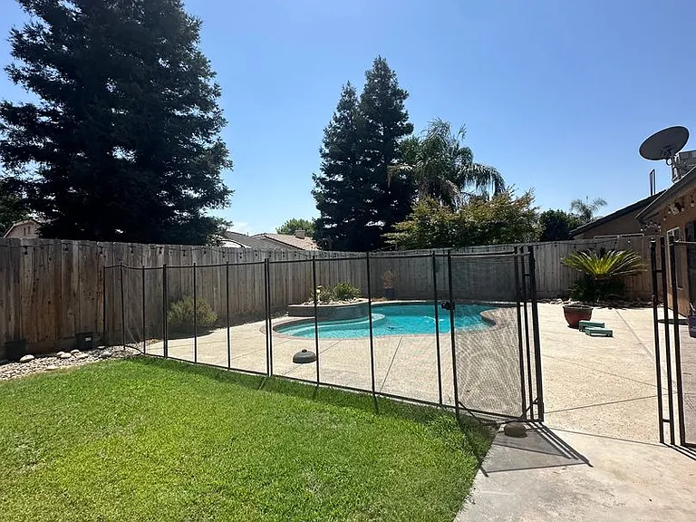 2526 S Jensen St — Photo 16