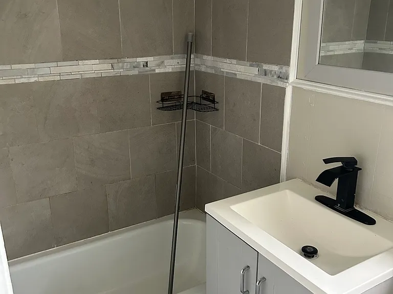 209 Green St #209 — Photo 5