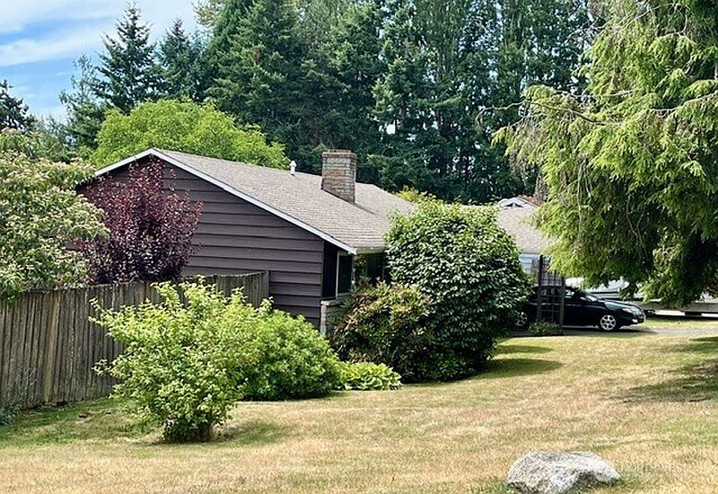 3rd image of 3815 S 179th Street