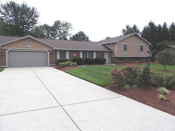 2nd image of 9076 Payne Farm Ln