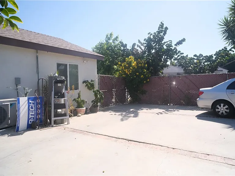 14932 Roscoe Blvd — Photo 5