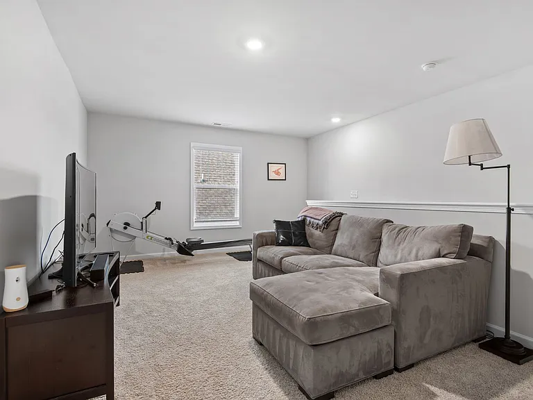 1218 Underbrush Dr — Photo 20