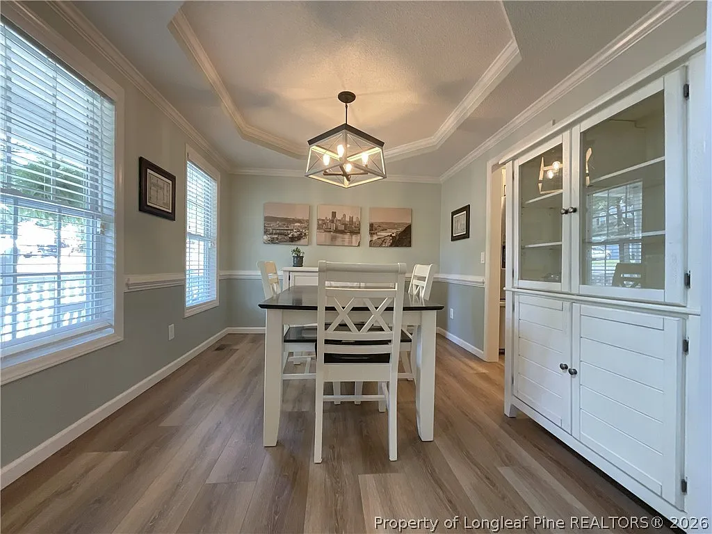 3 bed, 2.5 bath, 2512 sqft, $2,195 — Photo 3