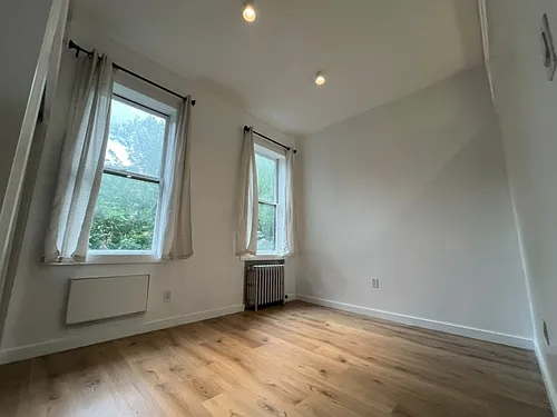 13 W 82nd St #3B Photo 1 13 W 82nd St #3B Photo 1