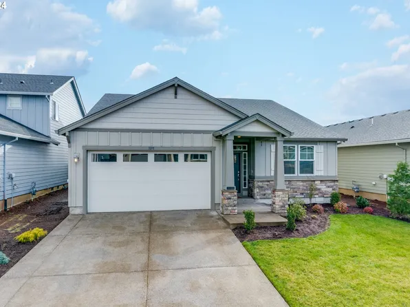 1098 S 31st Ave, Cornelius, OR 97113