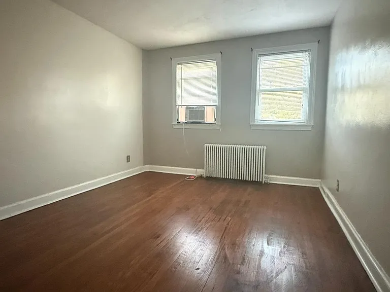 4920 N Capitol St NW — Photo 4