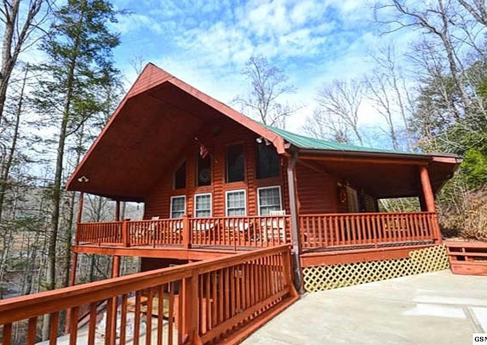 1st image of 4040 Hickory Hollow Way