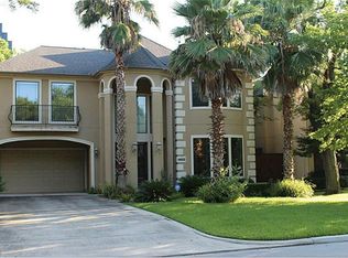 4652 Spruce St, Bellaire, TX 77401