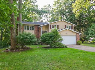 2268 Stillman Rd, Cleveland Heights, OH 44118