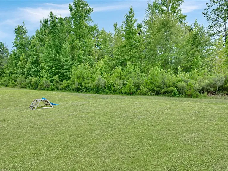 1127 Sims Dr — Photo 34