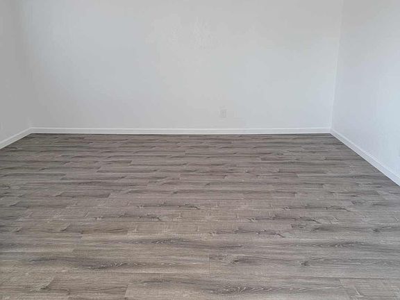 4th image of 4318 N 13th Pl #16