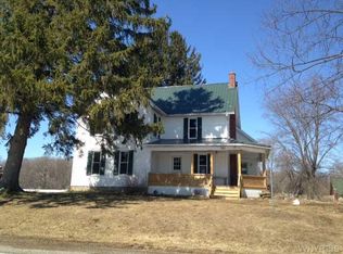 721 Nichols Rd, Arcade, NY 14009