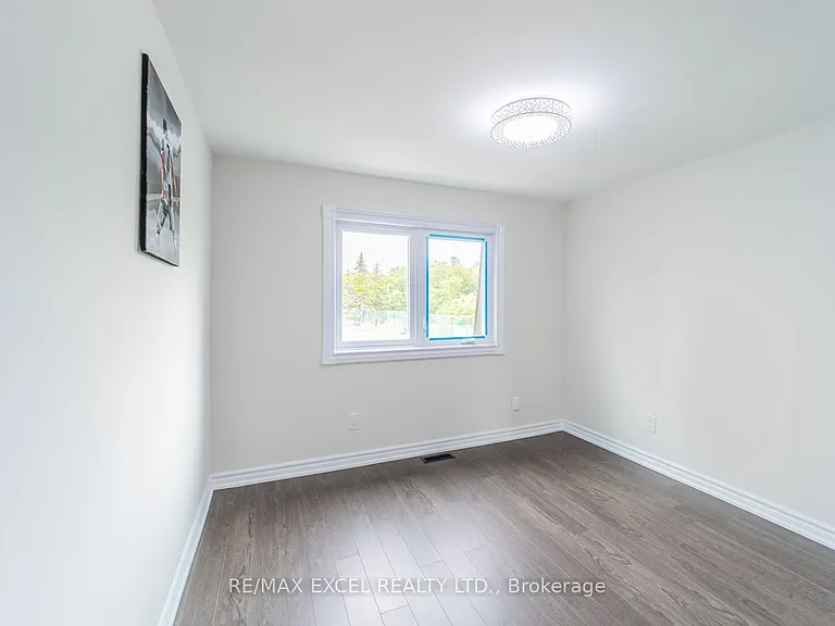 21 Livonia Pl #112 — Photo 24
