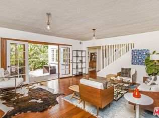 3115 N Beachwood Dr, Los Angeles, CA 90068