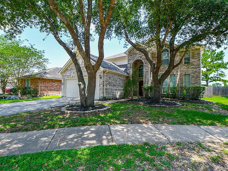 20510 Ropers Trail Ct — Photo 1