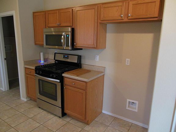 4th image of 16725 W Jaguar Ln