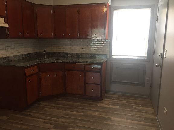 3rd image of 5005 W Diversey Ave APT 1