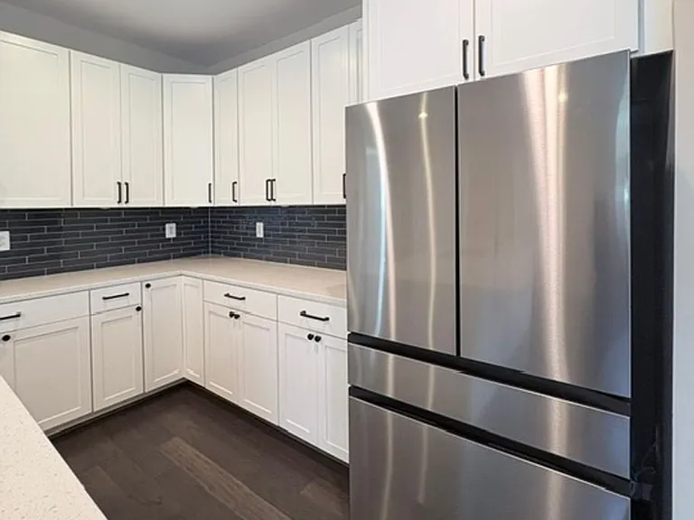 22110 Fulmer Ave — Photo 12