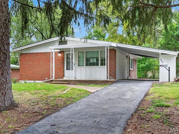680 Jamaica Pl, Florissant, MO 63033