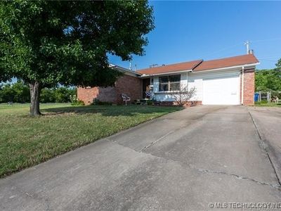 5198 S 34th West Ave, Tulsa, OK, 74107