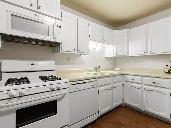 4th image of 445 S Cleveland Ave APT 304