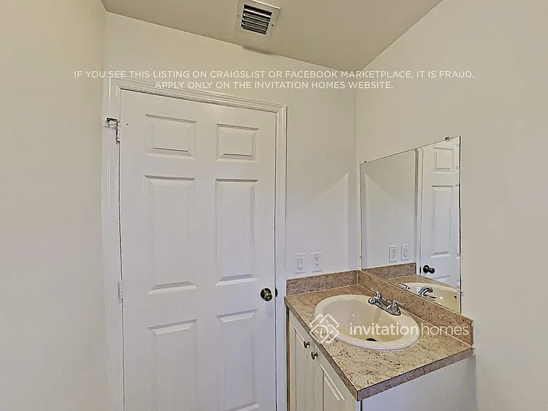 8120 SW 162nd Path — Photo 15