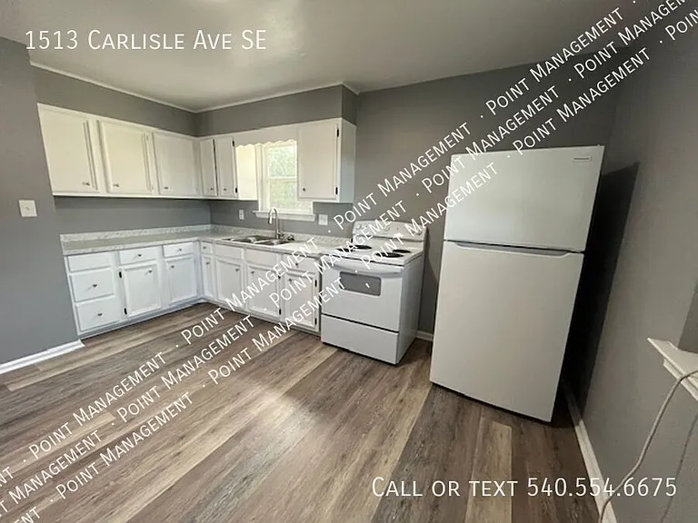 1513 Carlisle Ave SE — Photo 4