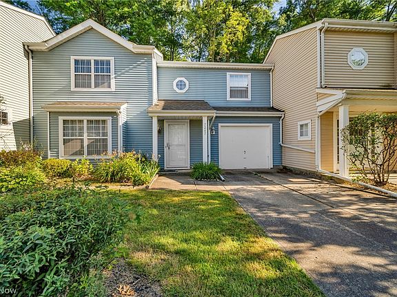 2nd image of 7247 Somerset Ct