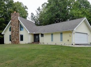 1469 Deerfield Way, La Follette, TN 37766