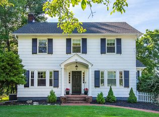 99 Grandview Ave, North Caldwell, NJ 07006