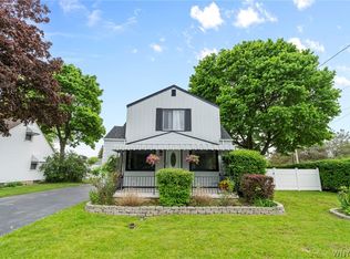 372 Aurora St, Lancaster, NY 14086