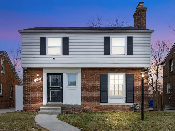 15276 Young St, Detroit, MI 48205