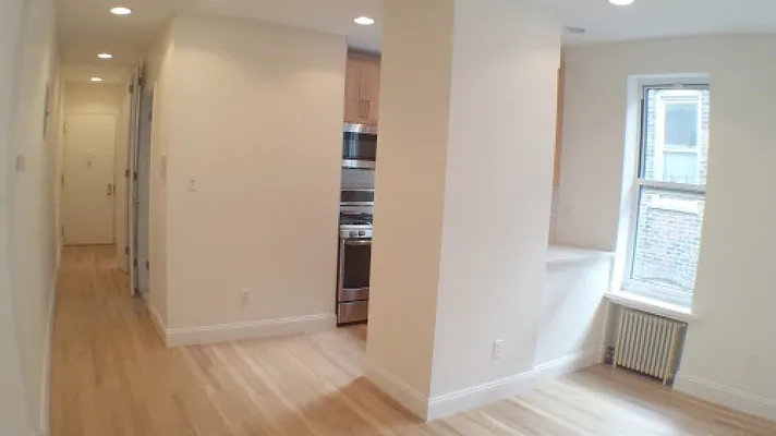 Rented by Bohemia Realty Group | media 36