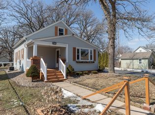 405 10th St NW, Austin, MN 55912