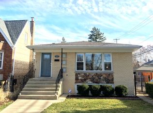6215 N Le Mai Ave, Chicago, IL 60646