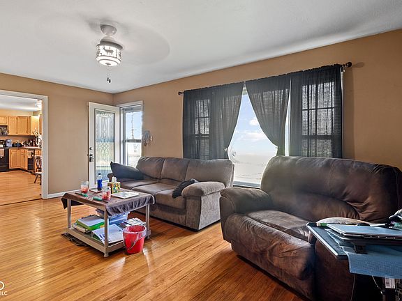 3rd image of 1247 E State Road 44