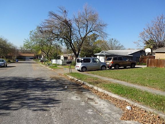 5th image of 14319 Angus St