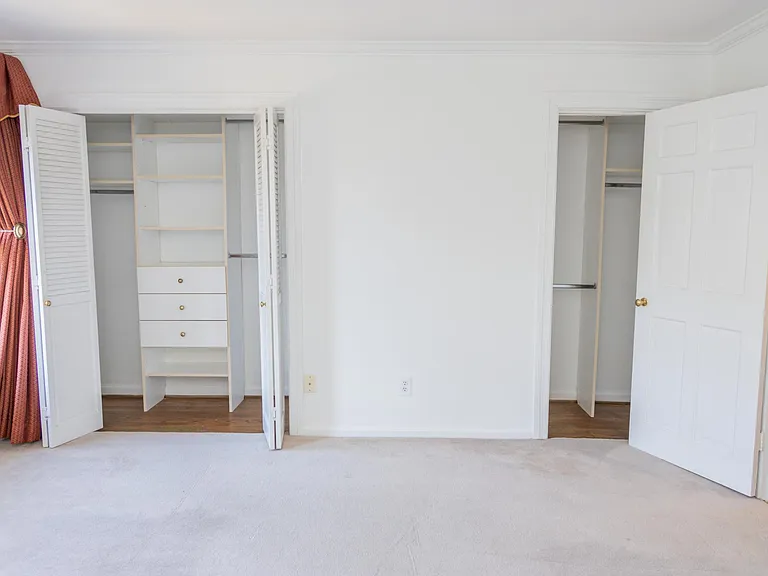 817 Botetourt Gdns — Photo 37