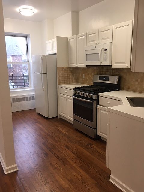 1st image of 110-13 Jamaica Ave #2