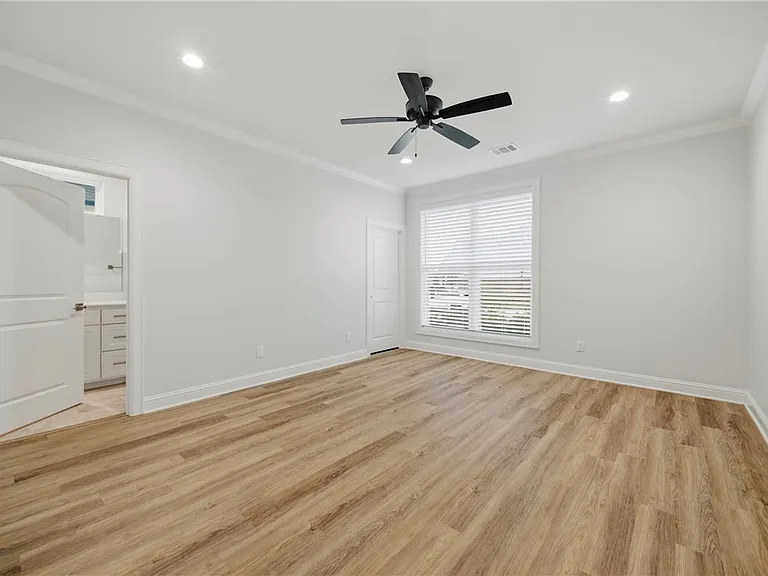 4725 Pearl River Ct — Photo 19