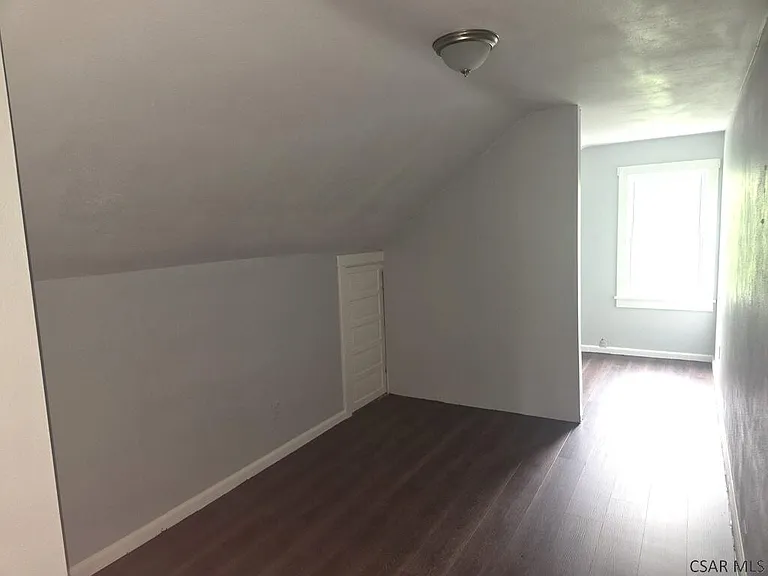 1018 Bucknell Ave — Photo 17
