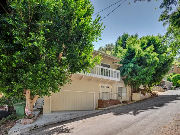 10424 Oletha Ln, Los Angeles, CA 90077
