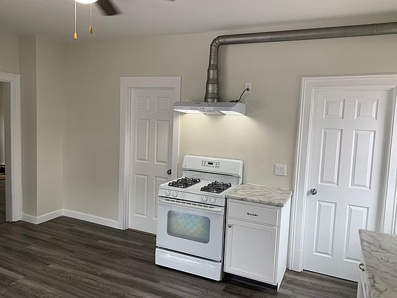 Stove included