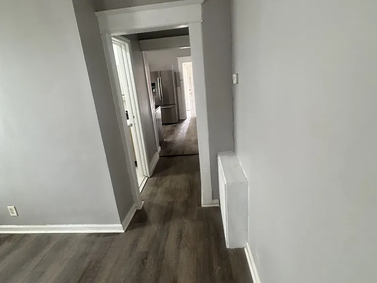 810 Francis Ave #1 — Photo 6